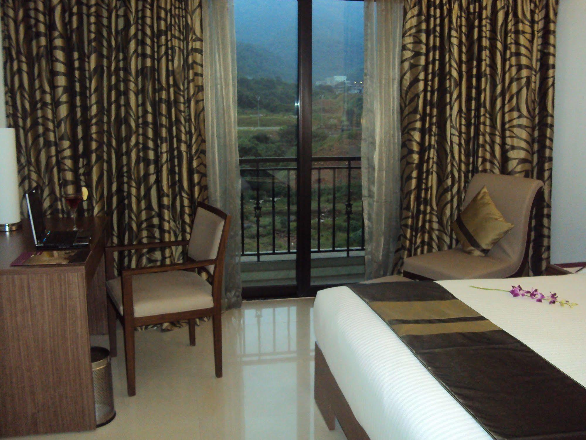 Mercure Lavasa - An Accorhotels Brand Pune Exterior foto